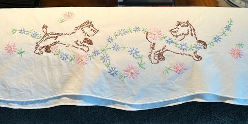 Vintage Embroidered  Pillowcase Scottie Dog  Terrier Single Small ScallopedEdge
