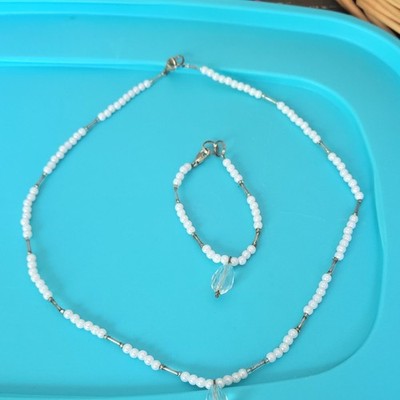 White Imitation Pearl Beaded Necklace, Ball/Bead Chain Teardrop Glass Charm