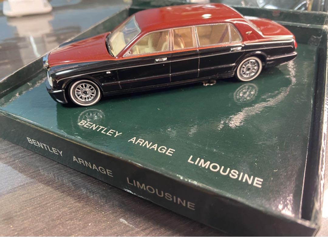 激レアベントレー別注　BENTLEY ARNAGE LIMOUSINE 1/43 激レアベントレー別注 BENTLEY ARNAGE LIMOUSINE 1/43 Bentley