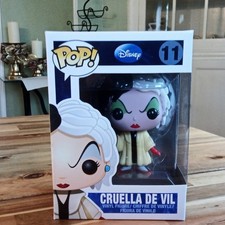 Ultimate Funko Pop 101 Dalmatians Cruella Figures Gallery and Checklist 28