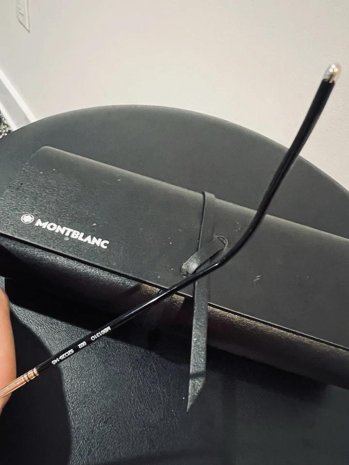 Lente cuadrada de rutenio 54 mm Montblanc MB01310 002 52029-145 para hombre Foto 2 de 4