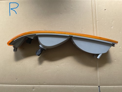 GMC Chevy Express Savanna Turn Signal Set 2003-2013 _ 16530391 & 16530392 - Picture 5 of 15
