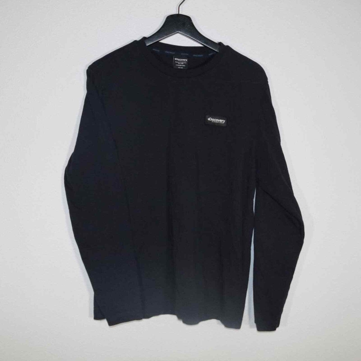 Discovery black long sleeves shirt | eBay