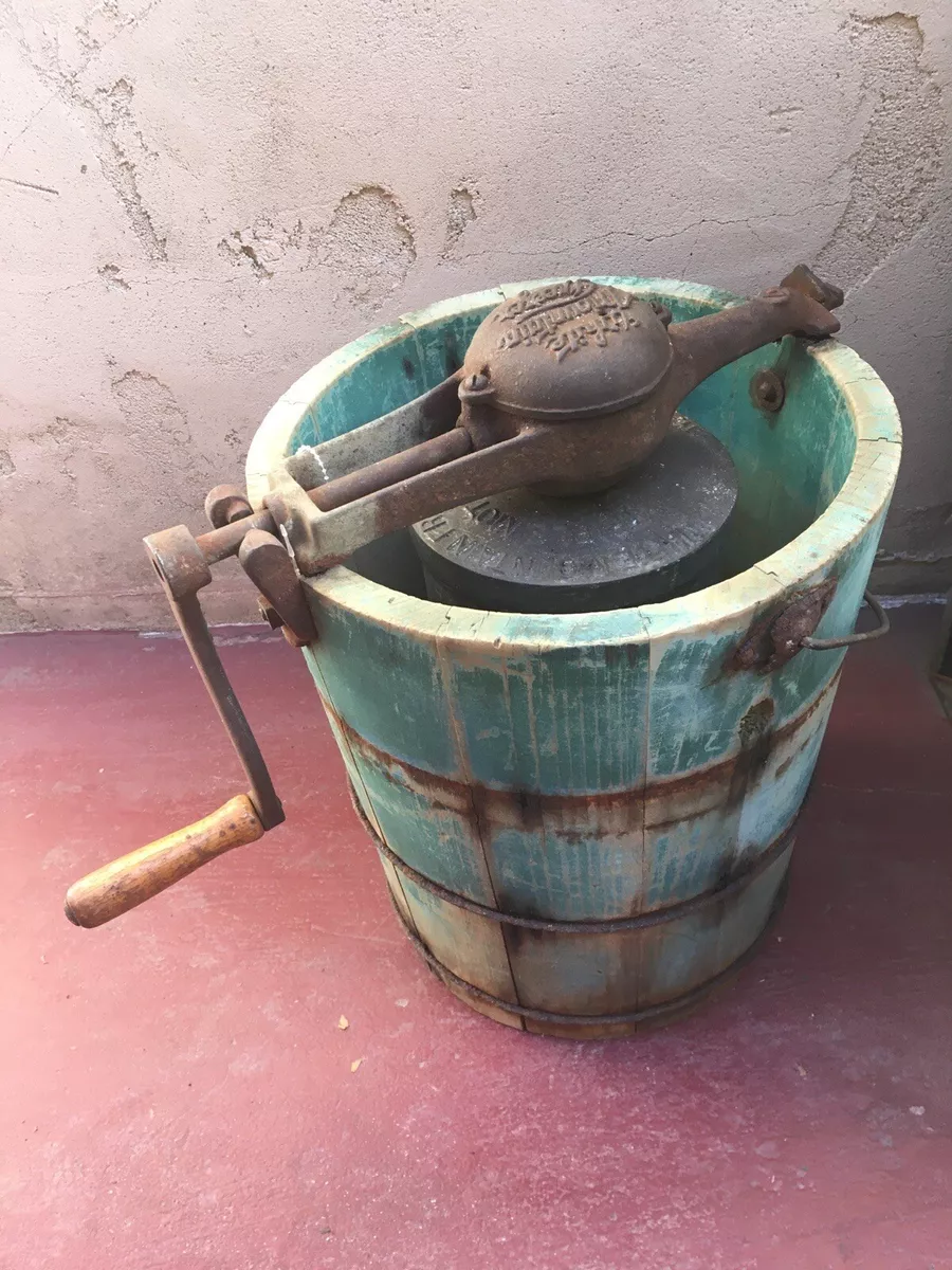ANTIQUE 1920s WHITE MOUNTAIN FREEZER 4 QUART WOODEN HAND CRANK ICE