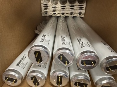 Philips Fluorescent Bulb F15T12/CW 15W Cool White 2 Pin - Open Box Of 9