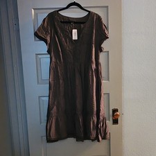 Torrid Olive Solid V-Neck Short Sleeve Lace Inset A-Line Midi Dress Size 1
