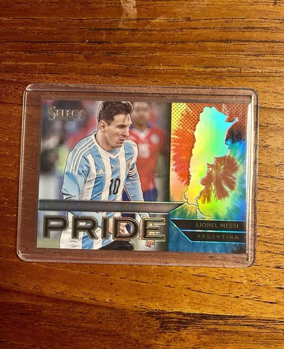 Lionel Messi [Tie Dye Prizm] #2 2015 Panini Select National Pride card