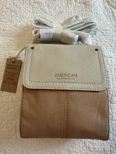 NWT American Leather Co. Crossbody Shoulder Bag Tan & Brown Leather Adjustable!