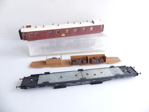 ALTAYA / TRIX A MONTER CAISSE CHASSIS AMENAGEMENT FOURGON A BAGAGES 1203 | Zustand: Occasion