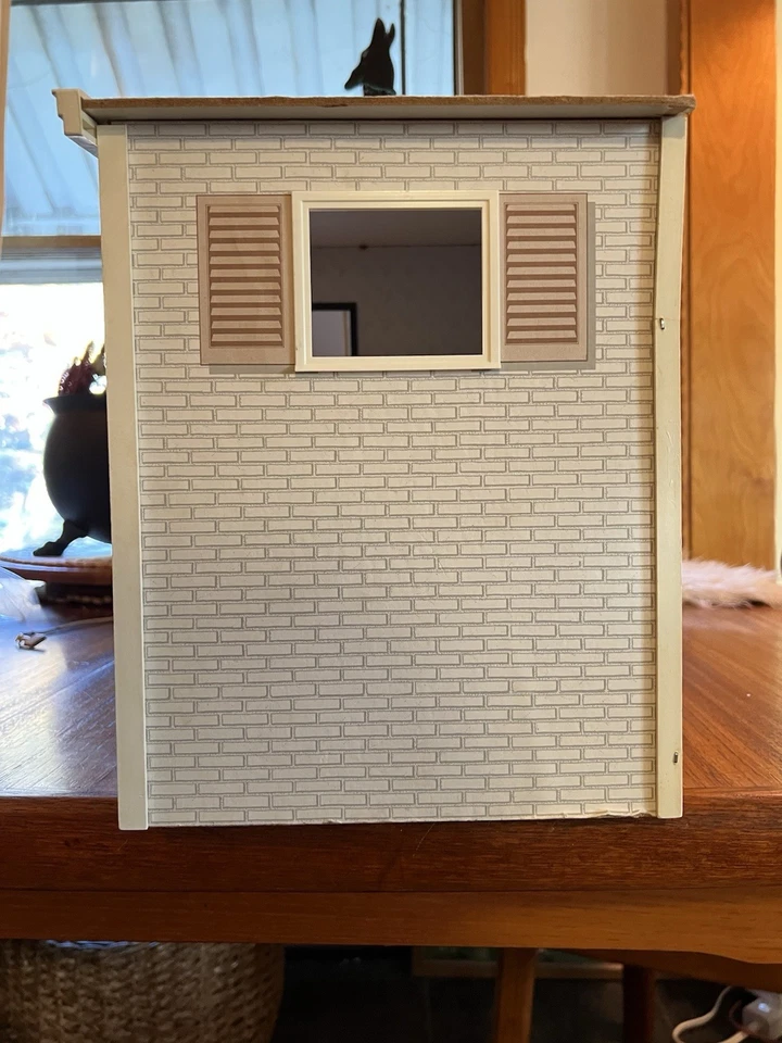 Vintage Lundby Of Sweden Dollhouse Decent Condition For Customizing/Restoring - Image 4 of 4