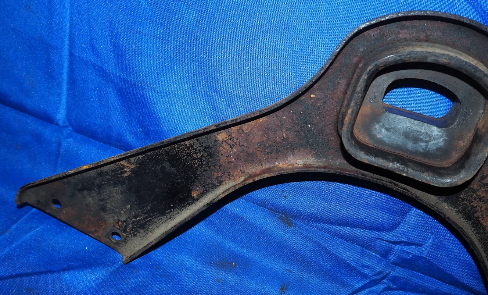 1946-1955 Bentley MkVI R Type RR Silver Dawn Engine Front Engine Mount Assembly