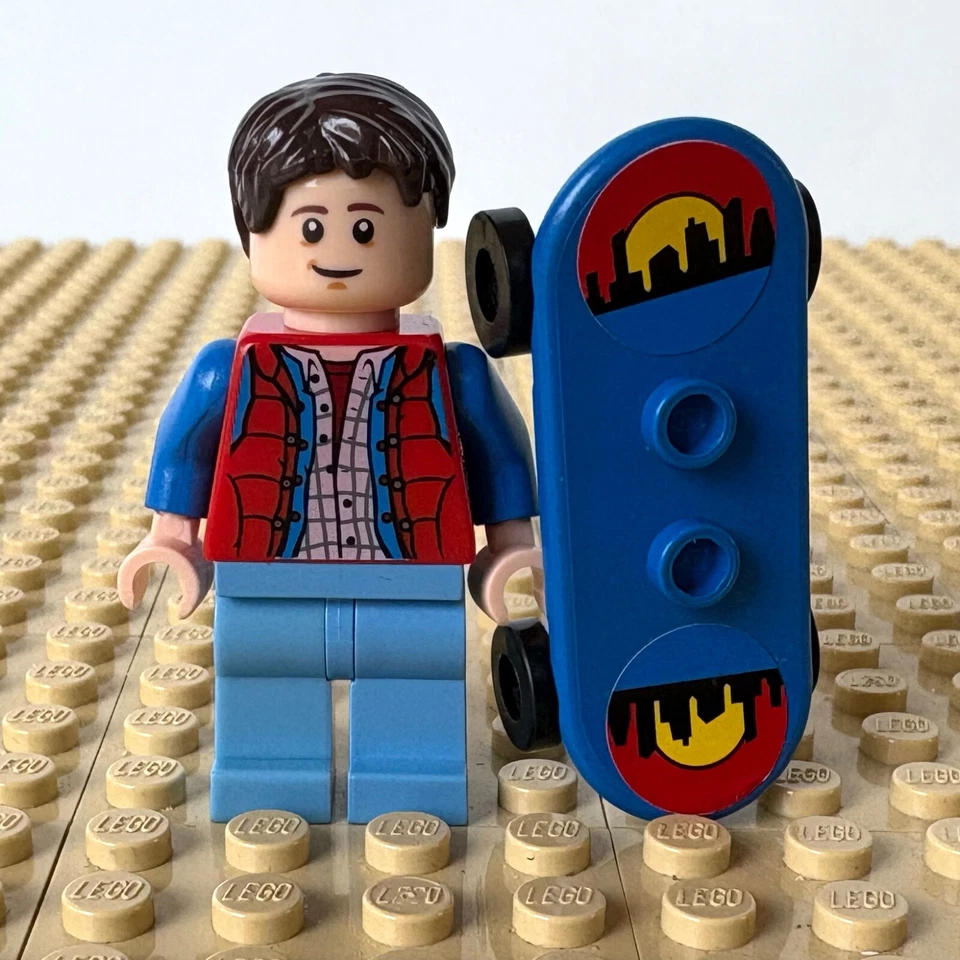 LEGO Ideas, Back to the Future: Marty McFly, SKATEBOARD, idea001, 21103, 2013 - Image 4 of 4
