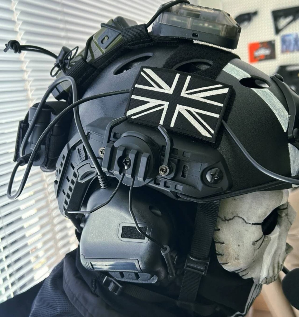 Ghost Call of Duty 19cos Tactical Helmet + Mask + Night