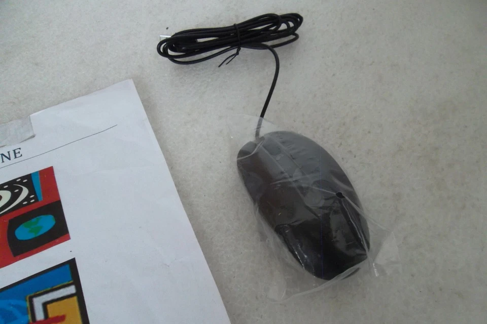 Lenovo LXH-EMS-10ZA Optical Mouse USB 2-Button Scroll Wheel 5V 25200530 OEM NEW - Image 3 of 4