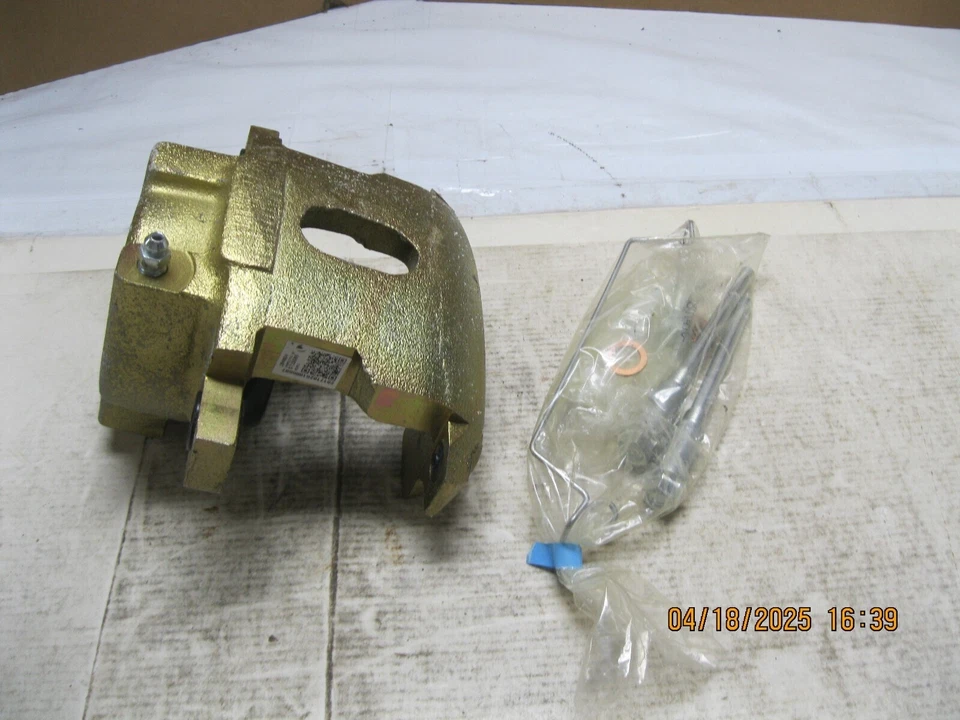 Disc Brake Caliper Wearever 18-4064 Remanufactured Foto 2 de 4