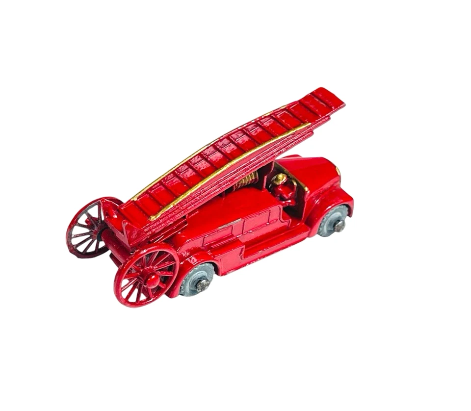 Matchbox Moko Lesney No. 9 GMW Dennis Fire Engine w/B1 Box - Image 4 of 4