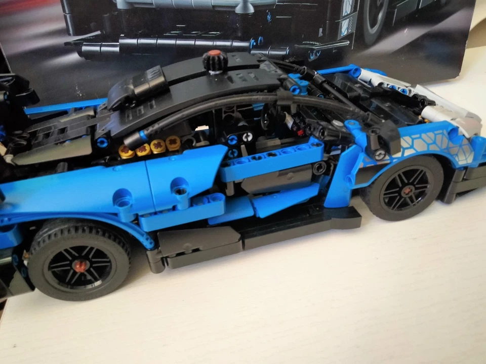 LEGO Technic 42123 McLaren Senna GTR, foto 4 de 5