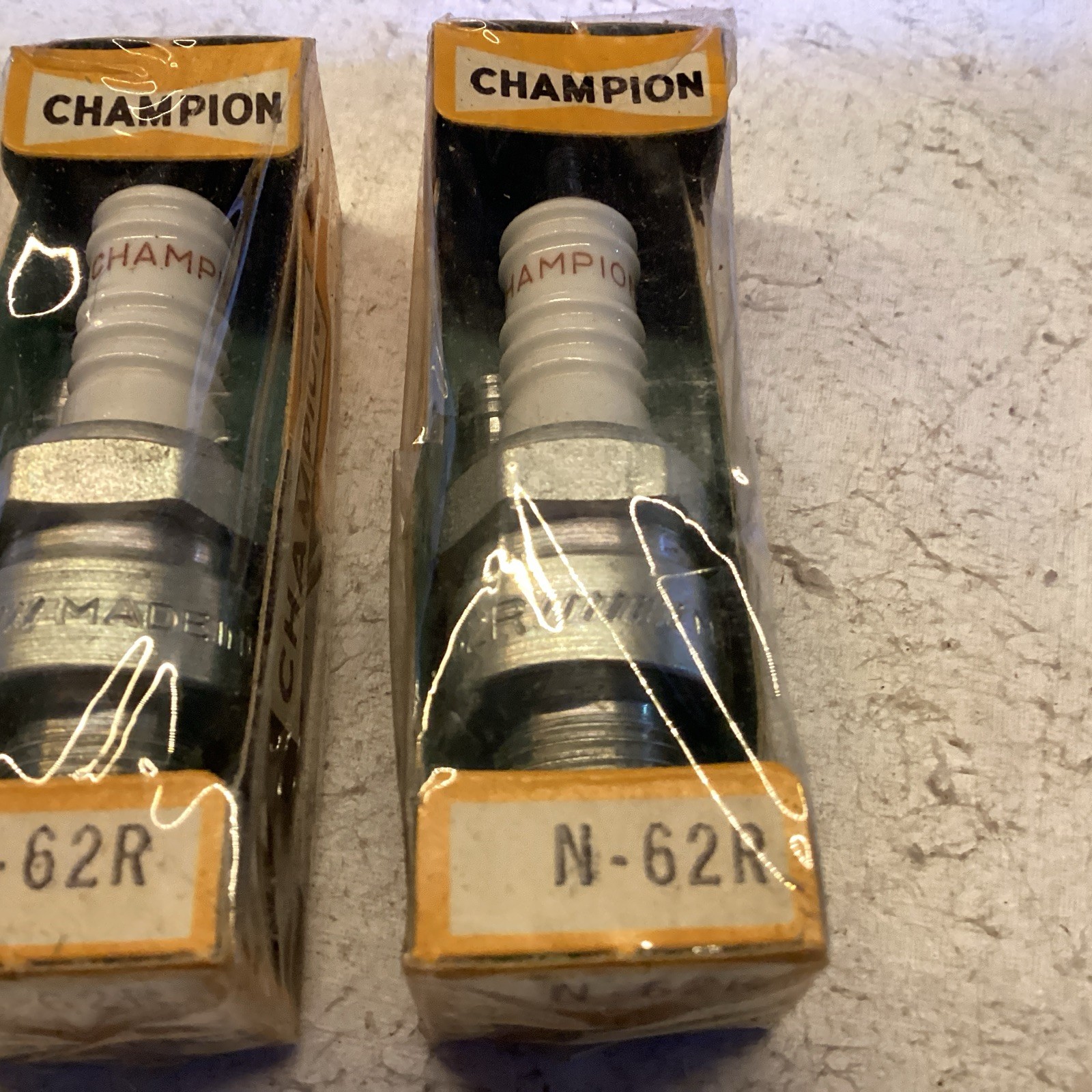 Champion Vintage Spark Plugs Set of 2,  N62R,   32300-65R  Racing XR 750    Two