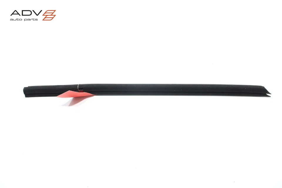 Chevrolet Tahoe 2015-2020 puerta trasera izquierda ventana interior resistente sello OEM Foto 3 de 4