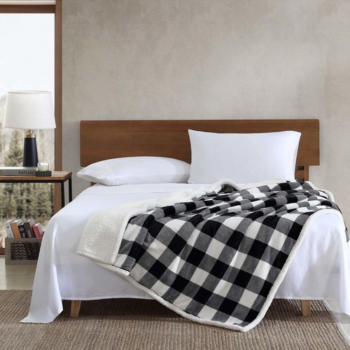 - Throw Blanket, Reversible Sherpa Fleece Bedding, Buffalo Plaid Hom - Picture 3 of 11