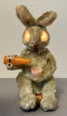 Japan Battery Operated Vintage Tin & Fur Easter Bunny Drinking Carrot Juice READ