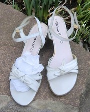 * TOP * Tamaris Sandaletten Sandalen Leder weiß Schleife Gr. 39 UK 6,5