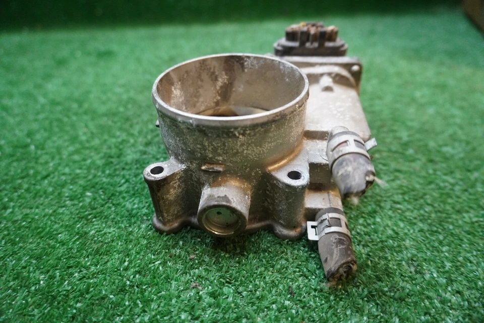 Toyota Sienna 2015 3,5 L carrocería del acelerador OEM 220300P050 Foto 4 de 4