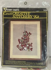 Vogart Crafts Crewel Stitchery Kit Hanging Petunias Embroidery Vintage 1976