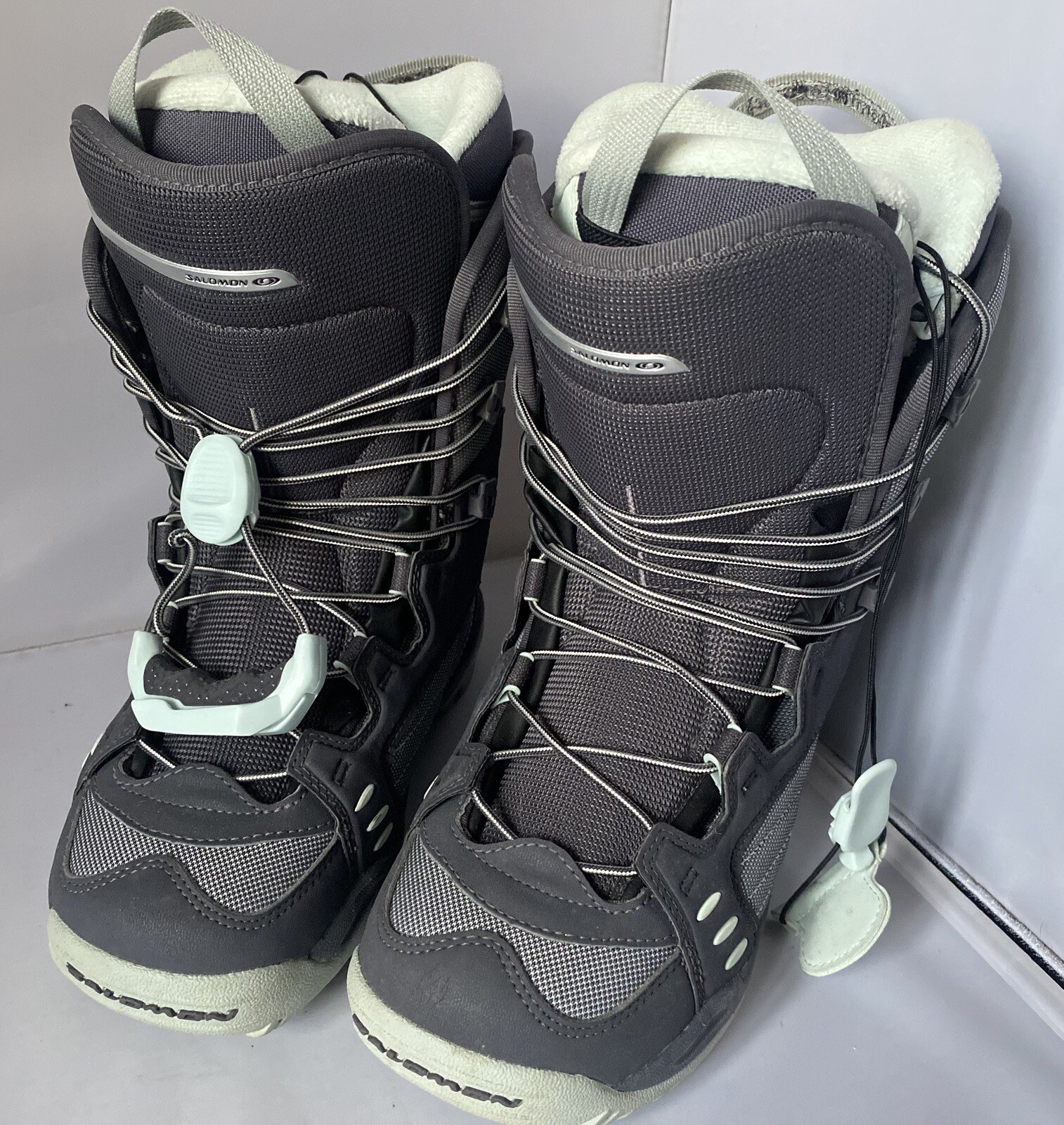 Stivali da snowboard Fab Salomon grigi e Aqua Kiana UK 4 5 US 6