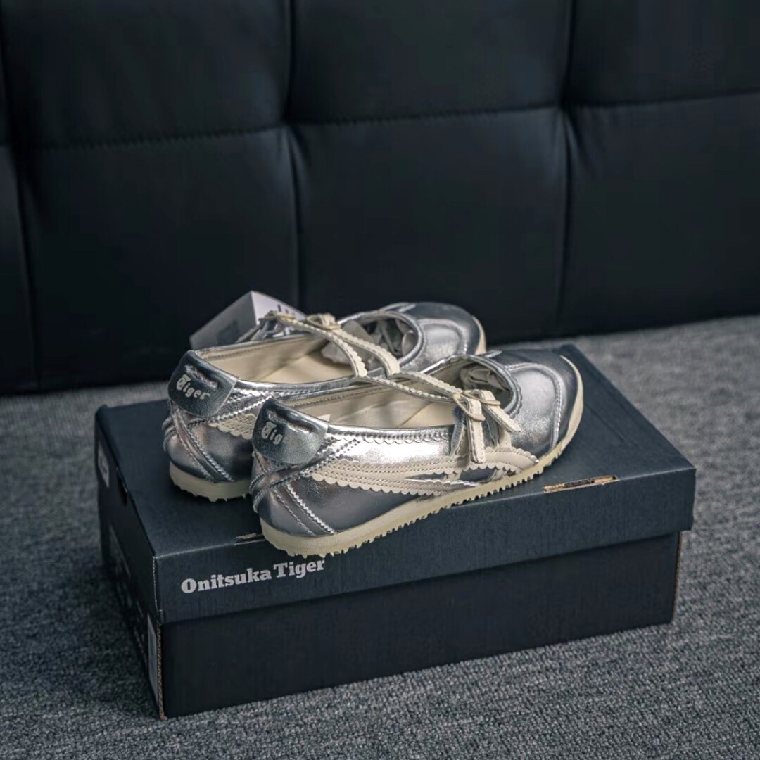 バレエ Onitsuka Tiger Mexico 66 TGRS \"Silver 2025 Patou x Onitsuka Tiger Mexico 66 Tgrs Silver/Cream