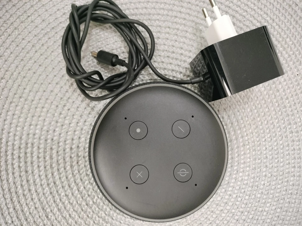 Amazon Echo Dot (3rd Generation) Smart Speaker with Alexa - Charcoal NEW In Box - Imagen 3 de 4