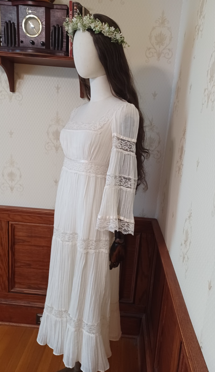 Vintage 1970s Roberta California Ivory Bridal Hippie Prairie Bell-Sleeve Dress Vintage 1970s Roberta California Ivory Bridal Hippie Prairie Bell-Sleeve Dress
