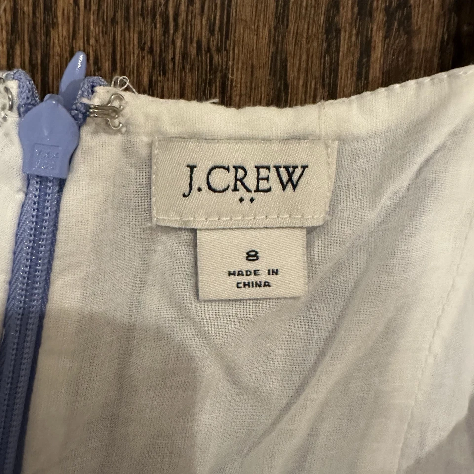 J. Mono recortado con tiras y detalle de lazo 8 azul y blanco forrado a rayas Foto 2 de 4