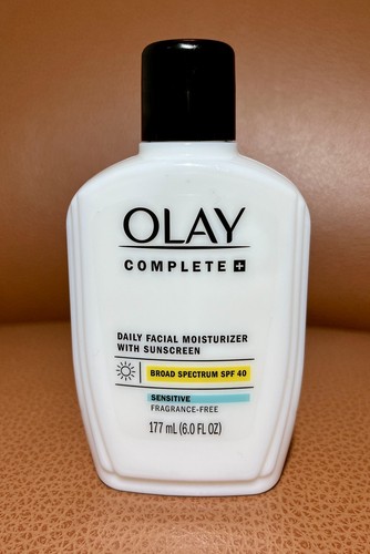 Olay Complete + Tägliche Gesichtsfeuchtigkeitscreme mit Sonnencreme Breitspektrum LSF 40 6oz