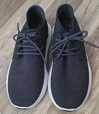 Vessi Everyday Classic Black Mesh Sneaker White Men s Size 9 Lace Up Shoes
