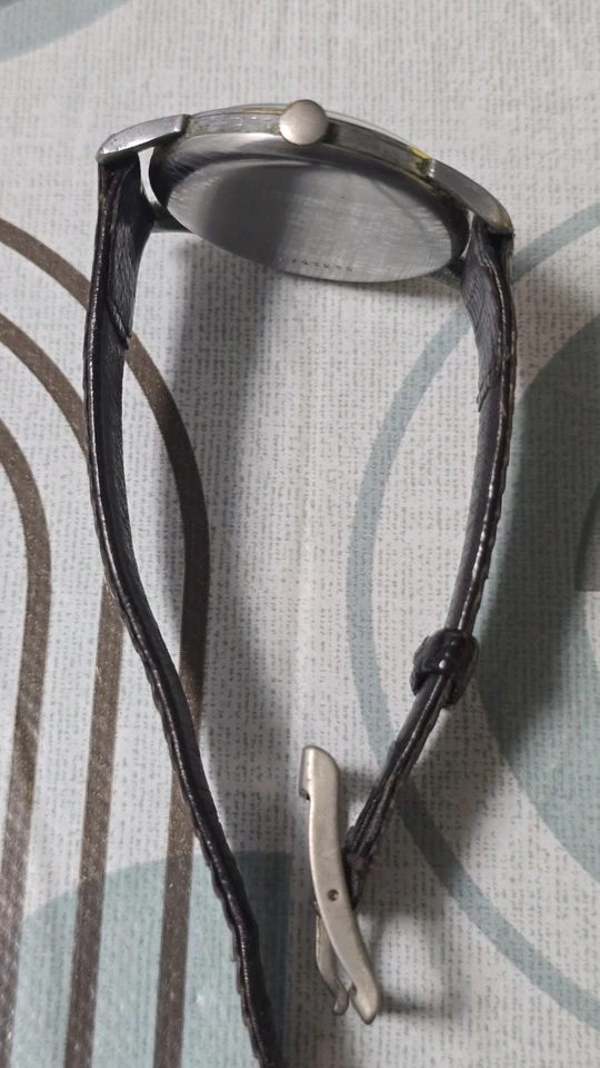 Orologio vintage ZENITH 35 mm carica Manuale - Image 3 of 4