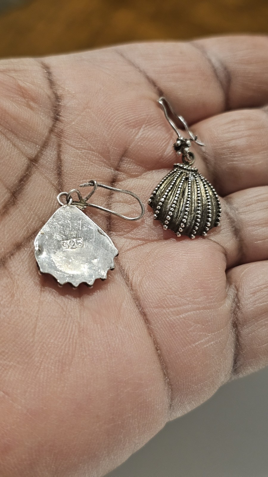 925 Shell Shaped Dangle Earrings (E371) - image 5