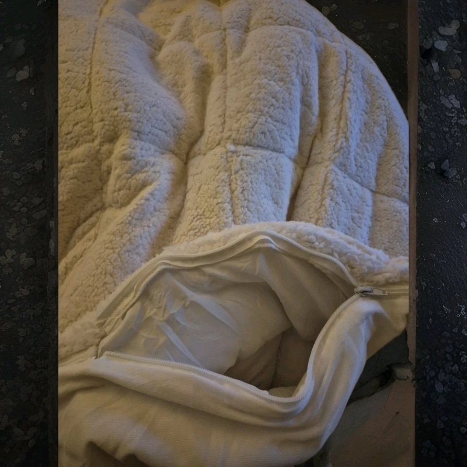 Concierge Collection  Mattress Pad Plush Sherpa FULL/QUEEN Super Soft Thick EUC - Image 2 of 4