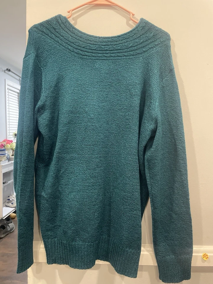 Women's Sweater - Image 2 of 3