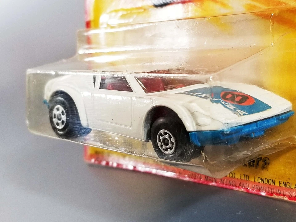 Lesney Matchbox Superfast De Tomaso Pantera / Interior rojo raro y sin calcomanía lateral Foto 4 de 4