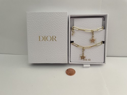 DIOR Beauty Gold PHONE CHARM Stars and LOGO Chain New With Box Limited Edition - 第 1/3 張圖片