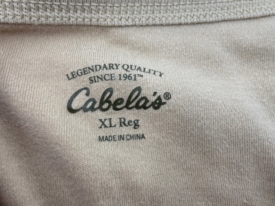 Cabela's Women's Size XL Seclusion 3D Camouflage Sleeve Knit Casual Shirt V Neck - Image 2 of 4