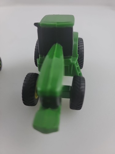 Ertl 1/64 John Deere Tractor and flare sided trailer/wagon diecast - Picture 7 of 16