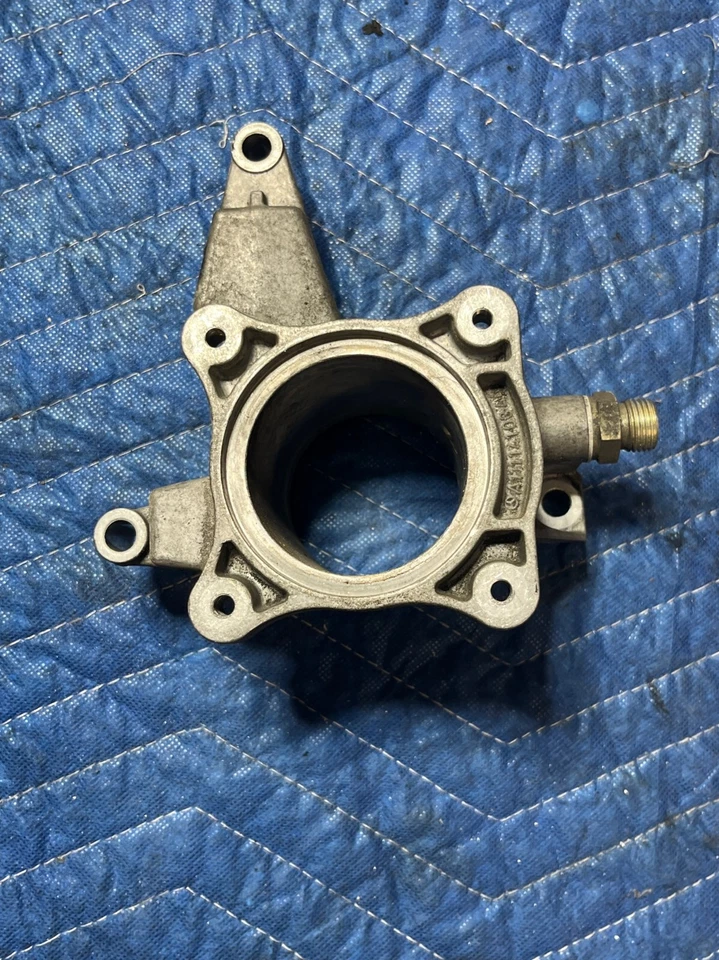 Brida colector de admisión de aire 97-04 Mercedes Benz Clase C230 R170 Slk230 OEM Foto 3 de 4