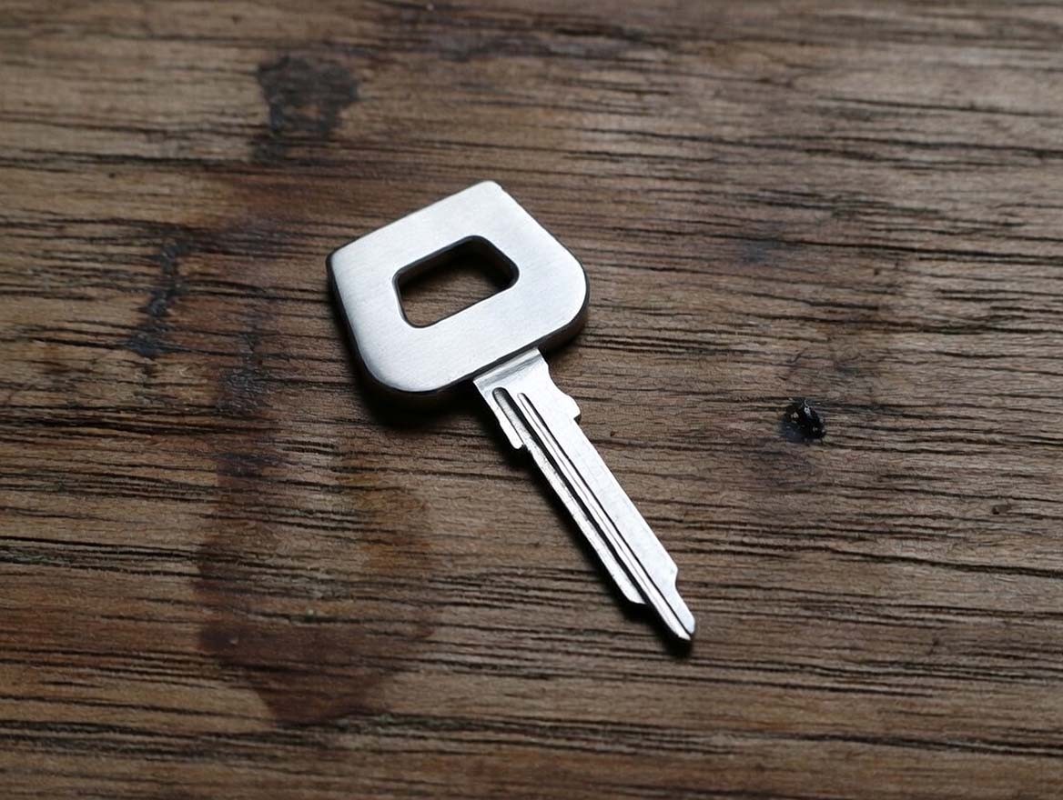 CNC Machined Titanium Key For Your Classic Porsche 911, 912, 914
