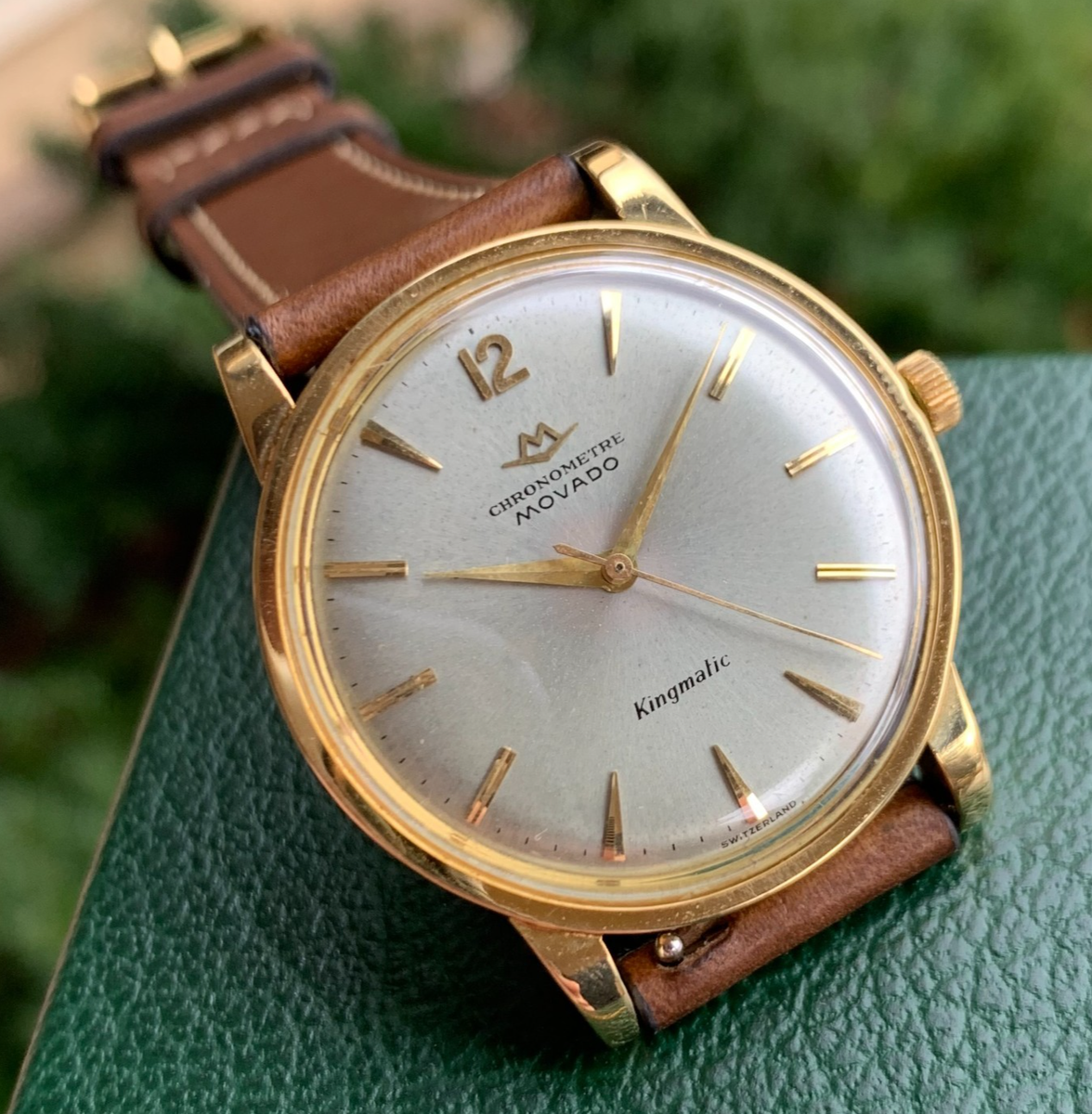 Vintage Movado Kingmatic Chronometre 18K Solid Gold Automatic