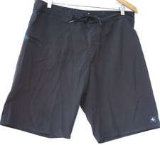 Men's Tavik lightweight board shorts with right leg zip pocket size 33