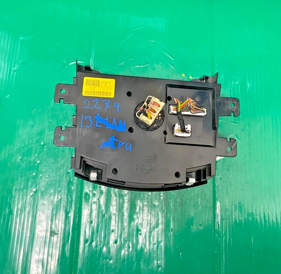 Hyundai Elantra GT 2013-2017 calefacción climatización Foto 3 de 4