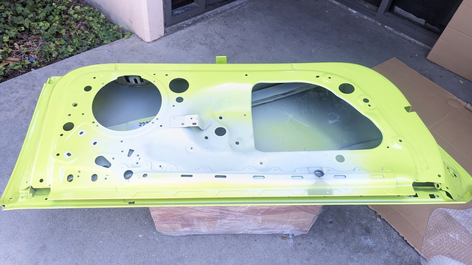 Left Driver Door Shell 4T7831051B Lamborghini Huracan Spyder 2016-22 NON-DENTED