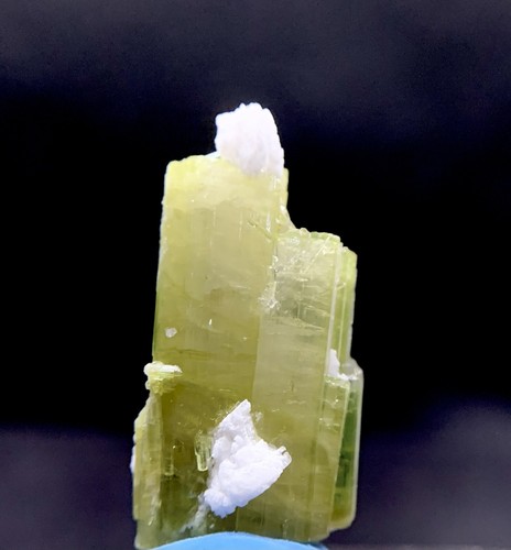 Natural Lemon Green Tourmaline gemstone mineral Specimen 8.7g from Pakistan - Picture 2 of 8